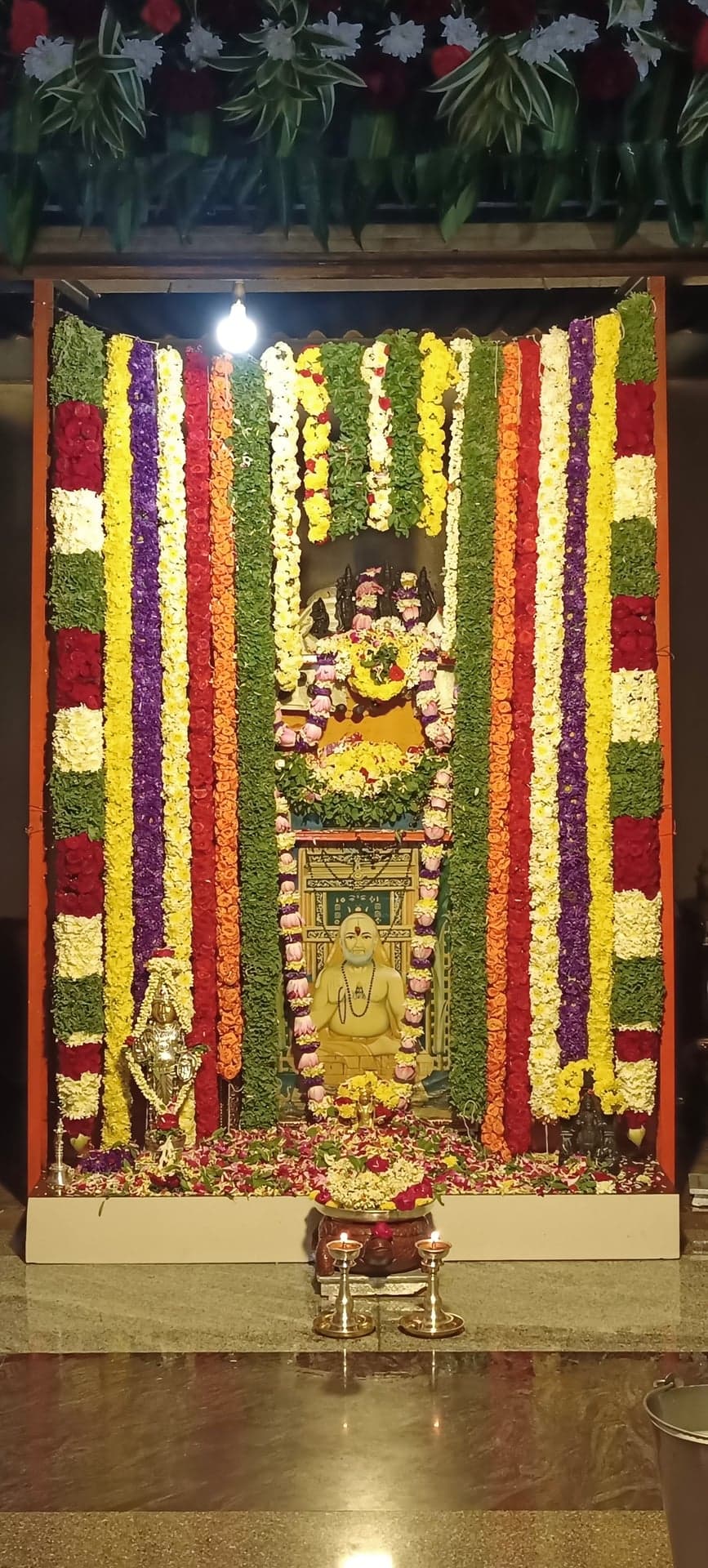 Thaila (Oil) Deepa - Shree Rayara Brindavana